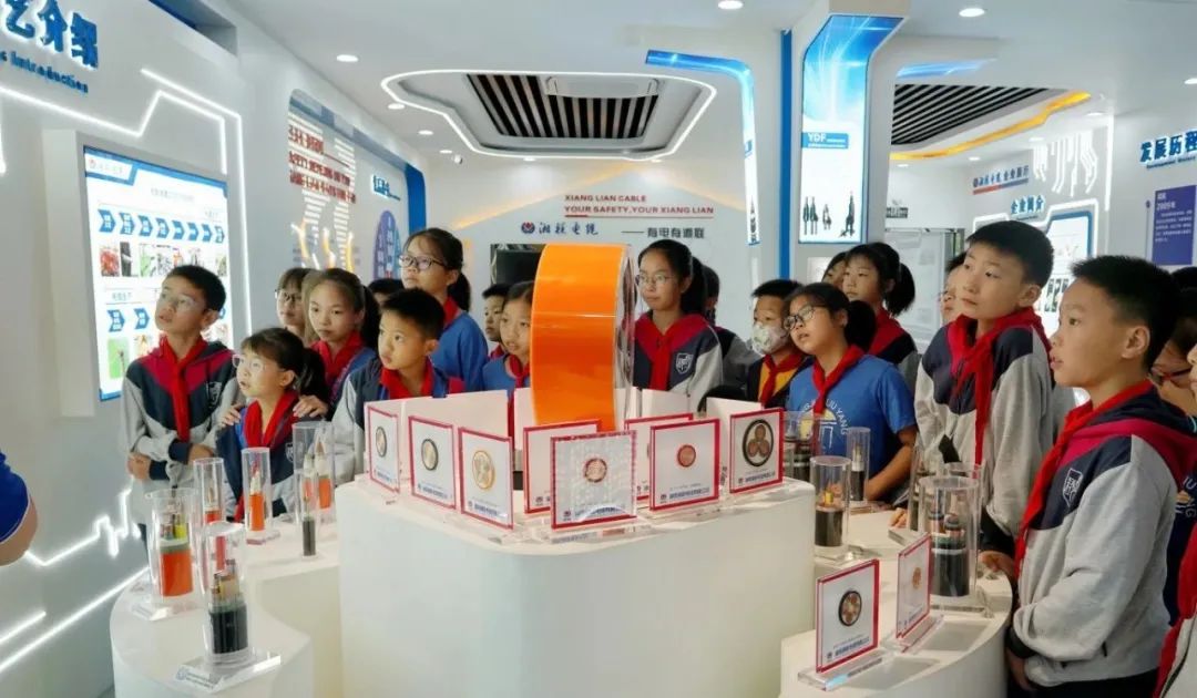 管家婆马报彩图