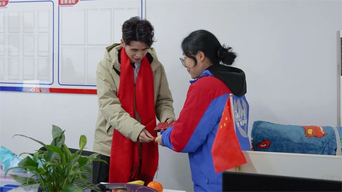 管家婆马报彩图